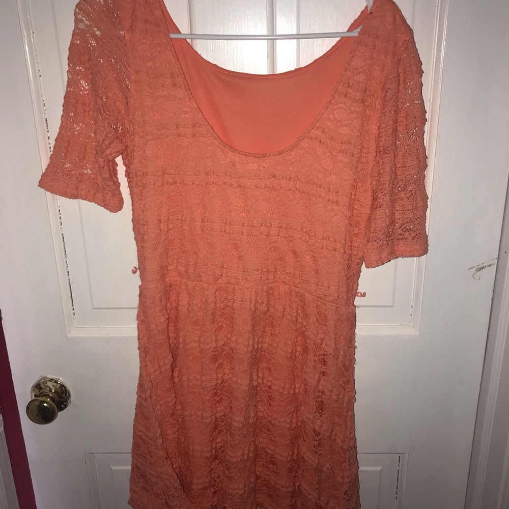Dress - Picture 2 of 4